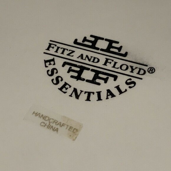 Fitz and Floyd Essential Santa Wreath Christmas Ho Ho Ho Cookie Canape Plate 8" - Picture 6 of 10